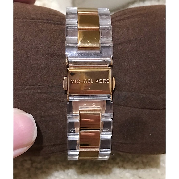 🆕🔥MICHAEL KORS BEZEL BAGUETTE GORGEOUS ROSE GOLD&CLEAR LINK STYLISH WATCH NWT! - Picture 5 of 16